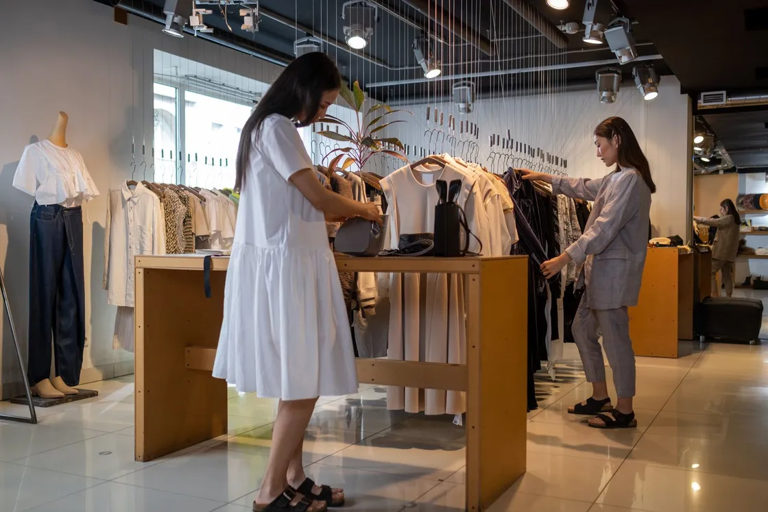Boutiques & clothing shops: an example of the kind of business Grokar is built for